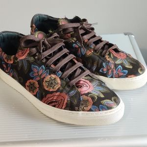 Taft Sneaker in Floral